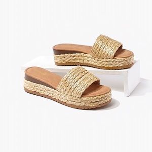 Woven jute platform sandals